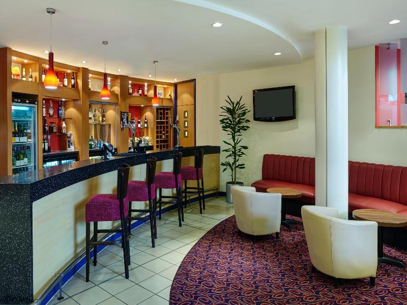 Ramada London North Hotel Edgware Luaran gambar